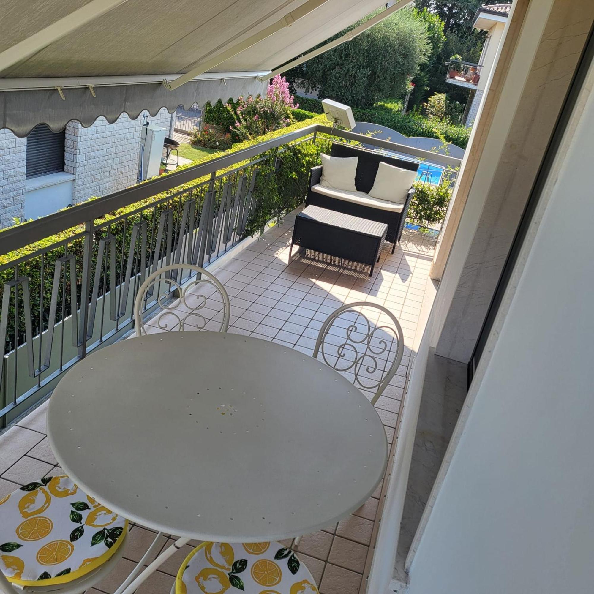 Villa Azdora Peschiera del Garda Eksteriør bilde
