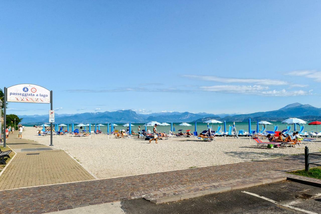 Villa Azdora Peschiera del Garda Eksteriør bilde