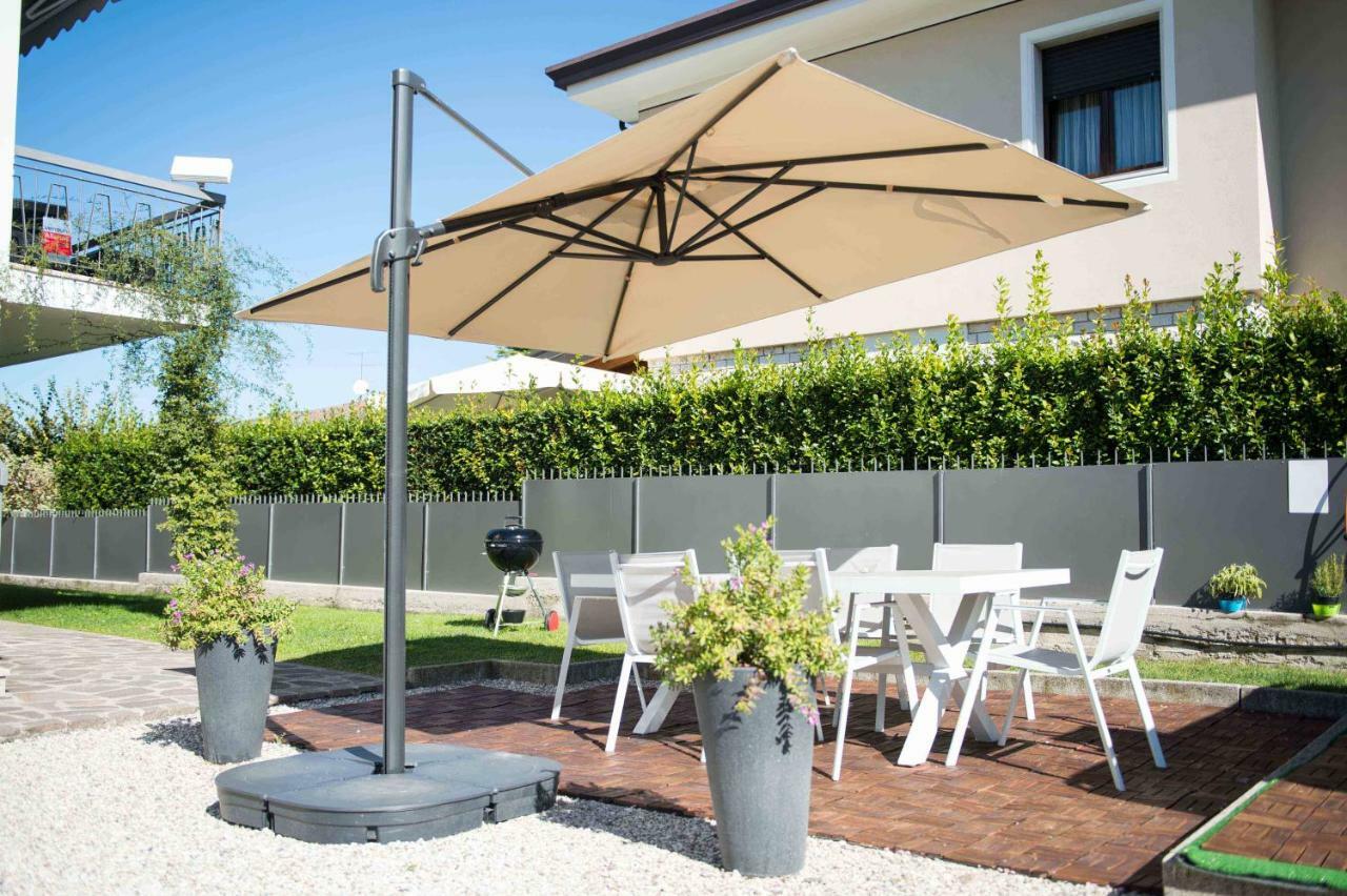 Villa Azdora Peschiera del Garda Eksteriør bilde